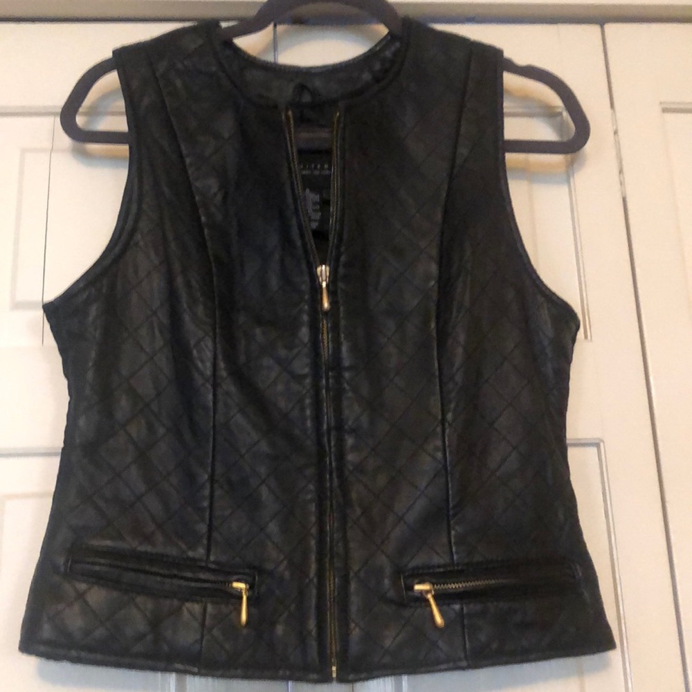 Biker Goth Black Leather Vest Quilted Back of gold zipper SZ S